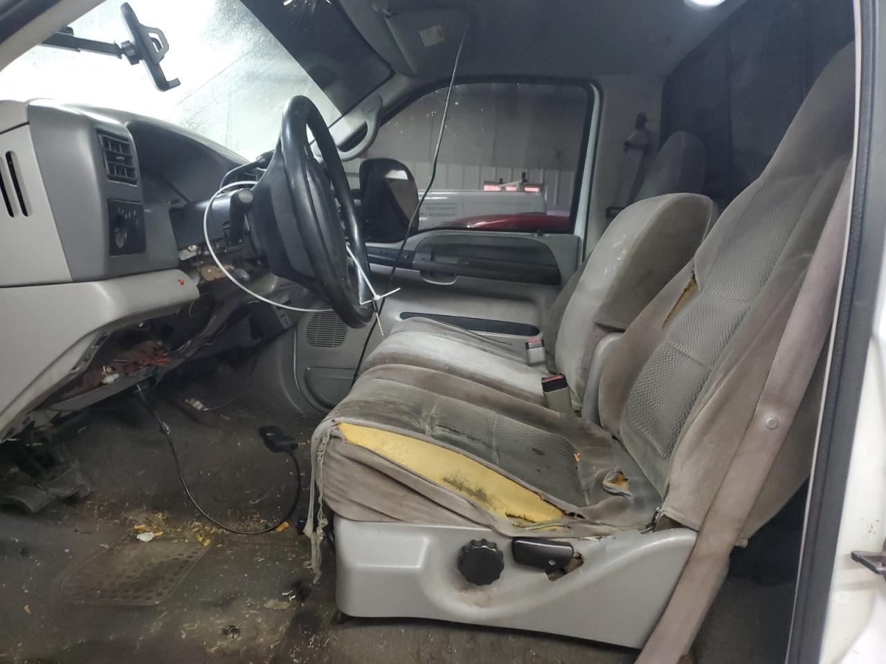 2001 Ford F250 Super Duty VIN: 1FTNF21L91EA04304 Lot: 92467355