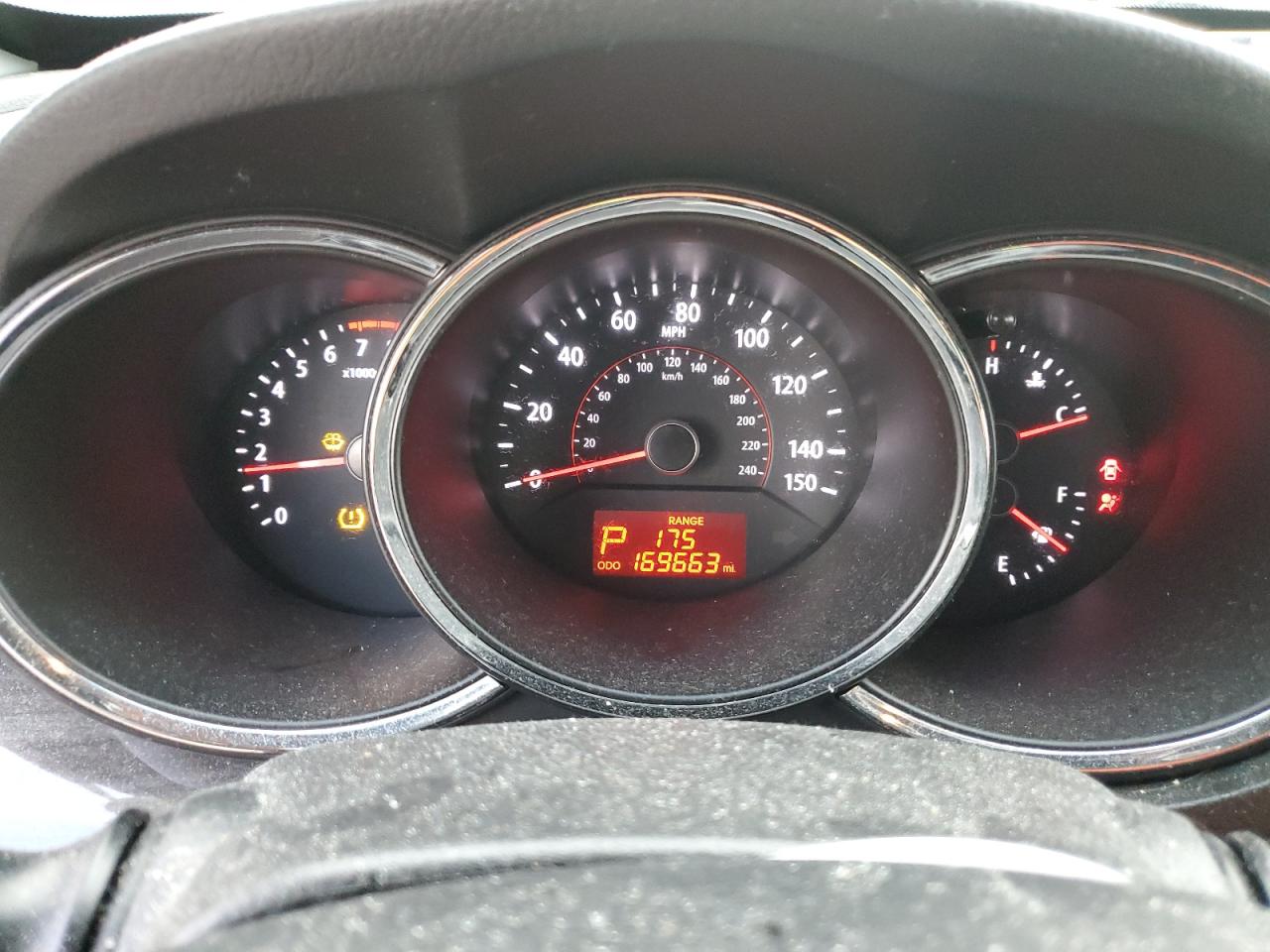 2013 Kia Sorento Lx VIN: 5XYKTDA21DG327417 Lot: 92190695