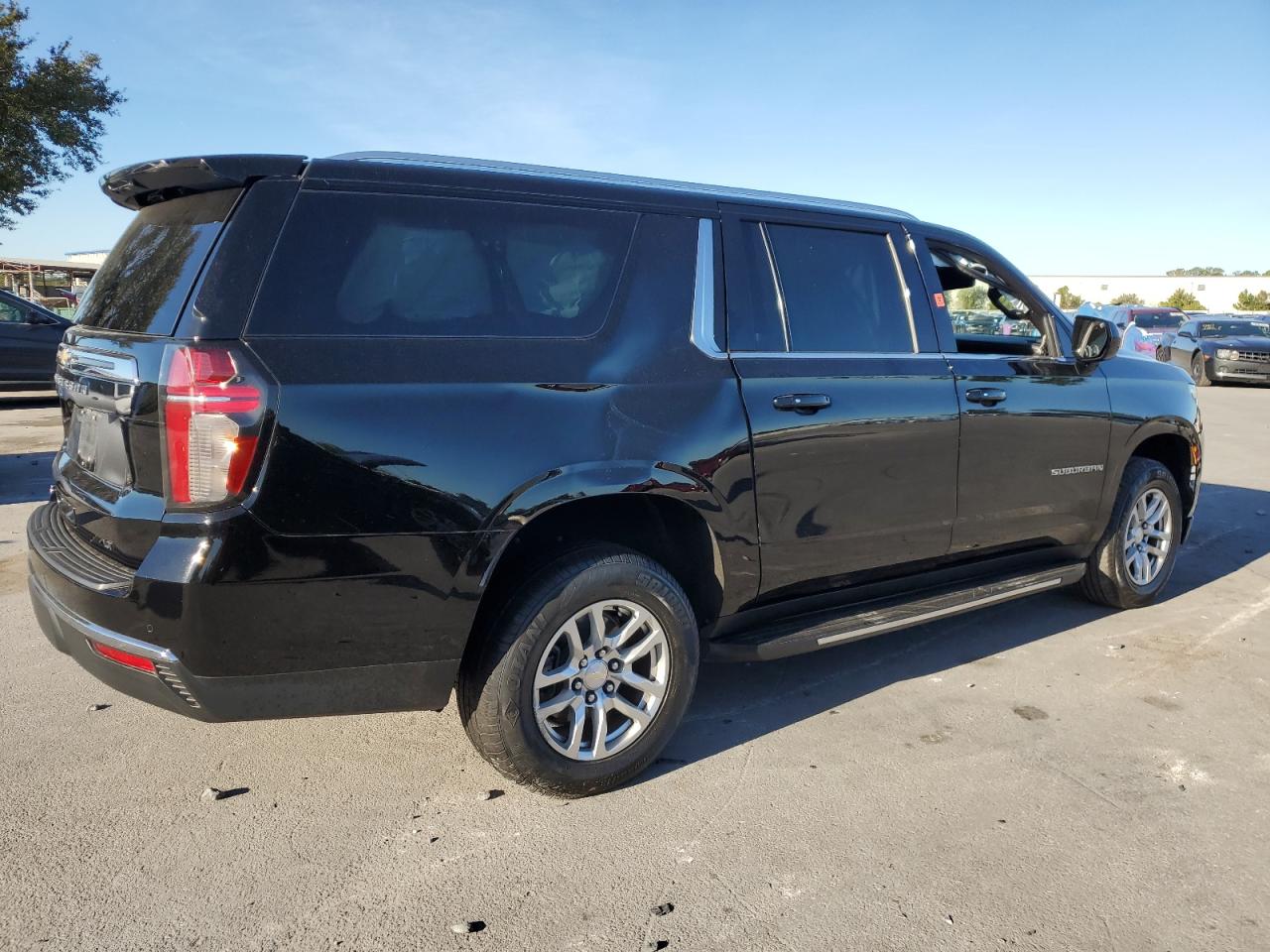 2021 Chevrolet Suburban C1500 Lt VIN: 1GNSCCKD2MR263293 Lot: 93818465