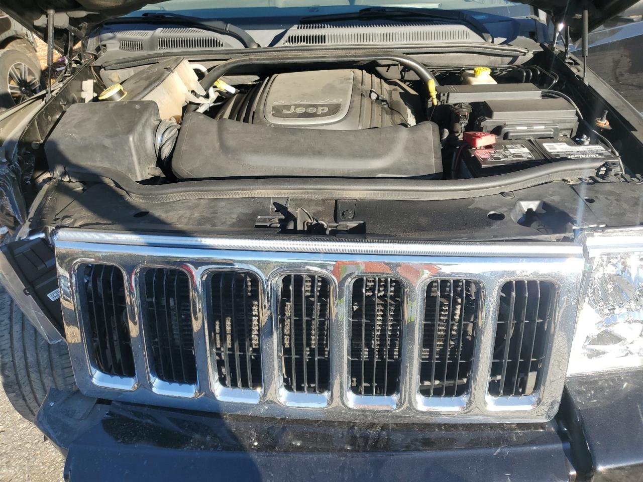 2007 Jeep Commander Limited VIN: 1J8HG582X7C584684 Lot: 91458085