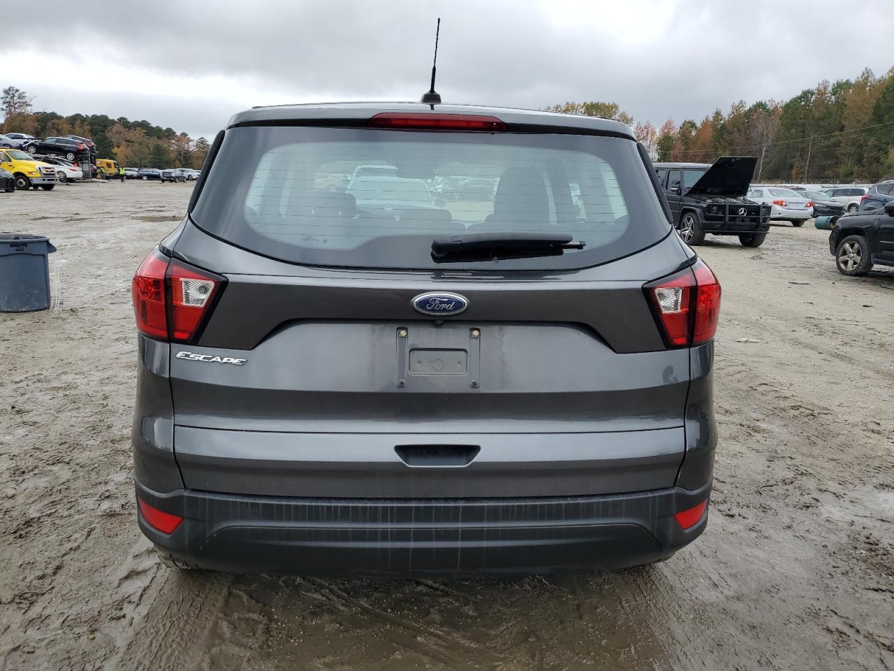 2019 Ford Escape S VIN: 1FMCU0F77KUC45116 Lot: 90611935