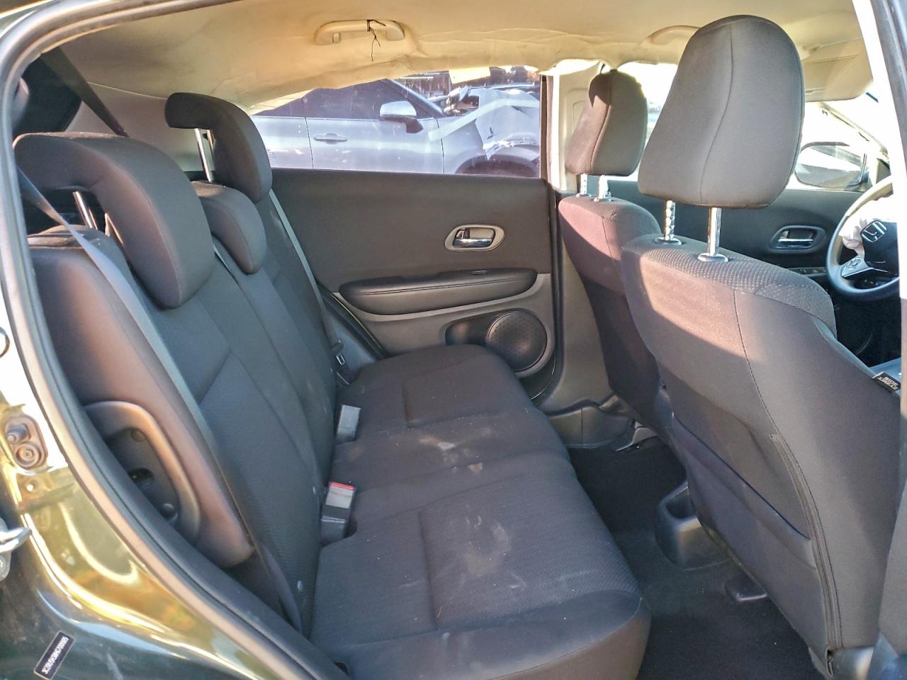 2017 Honda Hr-V Lx VIN: 3CZRU5H38HG700065 Lot: 94052035