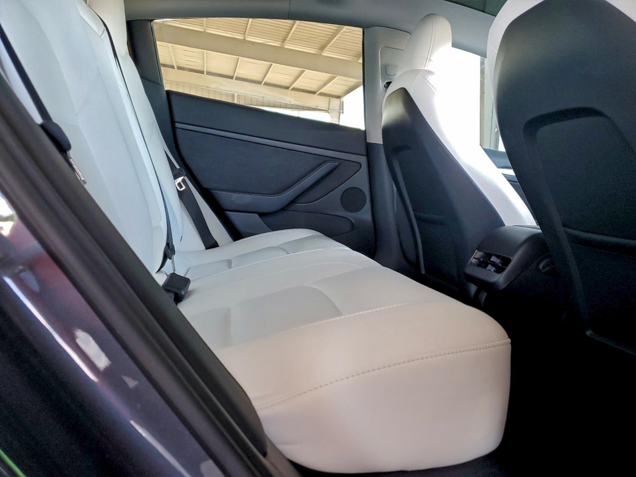 2023 Tesla Model 3 VIN: 5YJ3E1EA2PF691422 Lot: 92718665