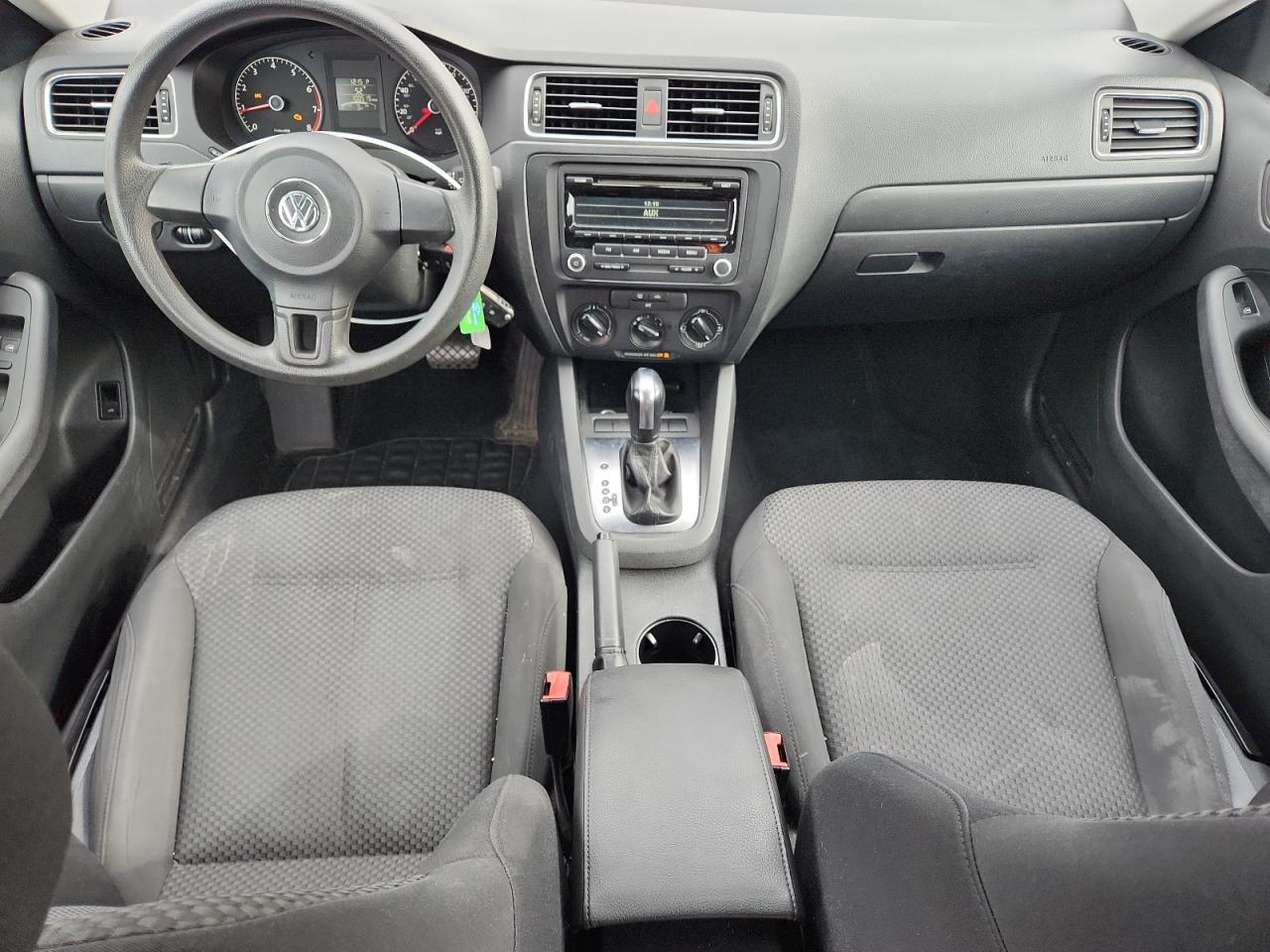 2013 Volkswagen Jetta Base VIN: 3VW2K7AJ5DM401885 Lot: 93912515