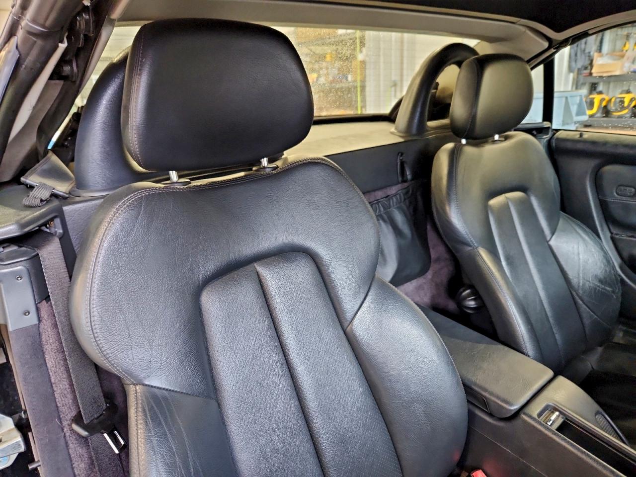 1998 Mercedes-Benz Slk 230 Kompressor VIN: WDBKK47F2WF070673 Lot: 93885755