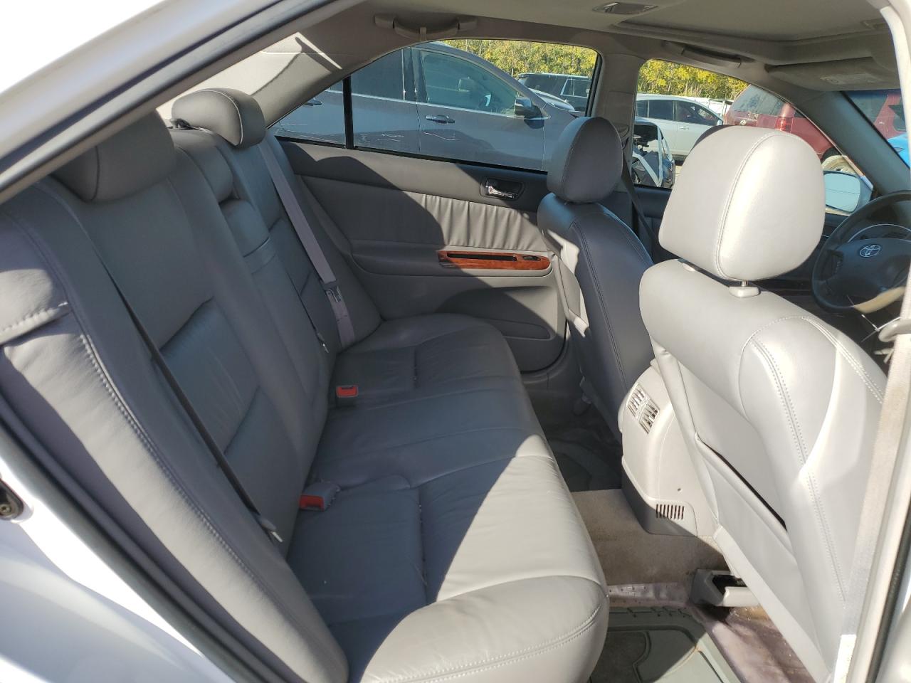 2003 Toyota Camry Le VIN: 4T1BF32K13U060269 Lot: 91975215