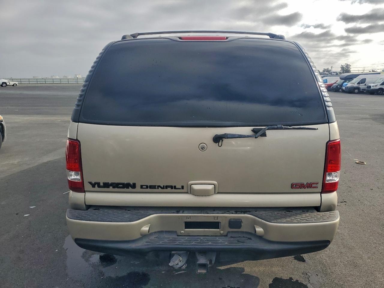 2002 GMC Denali VIN: 1GKEK63U32J187396 Lot: 93920815