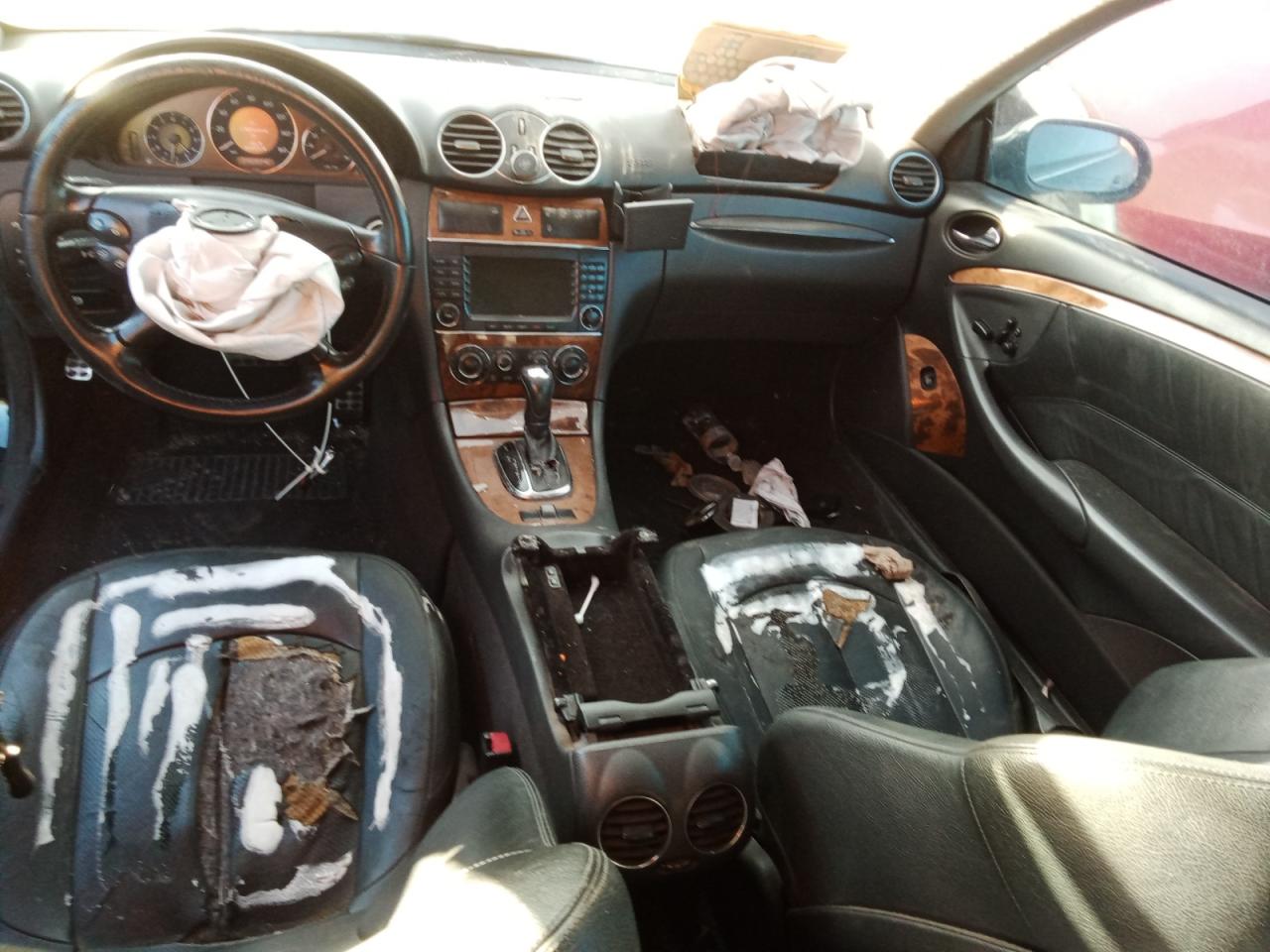 2005 Mercedes-Benz Clk 320 VIN: WDBTK65G95T046110 Lot: 81945955