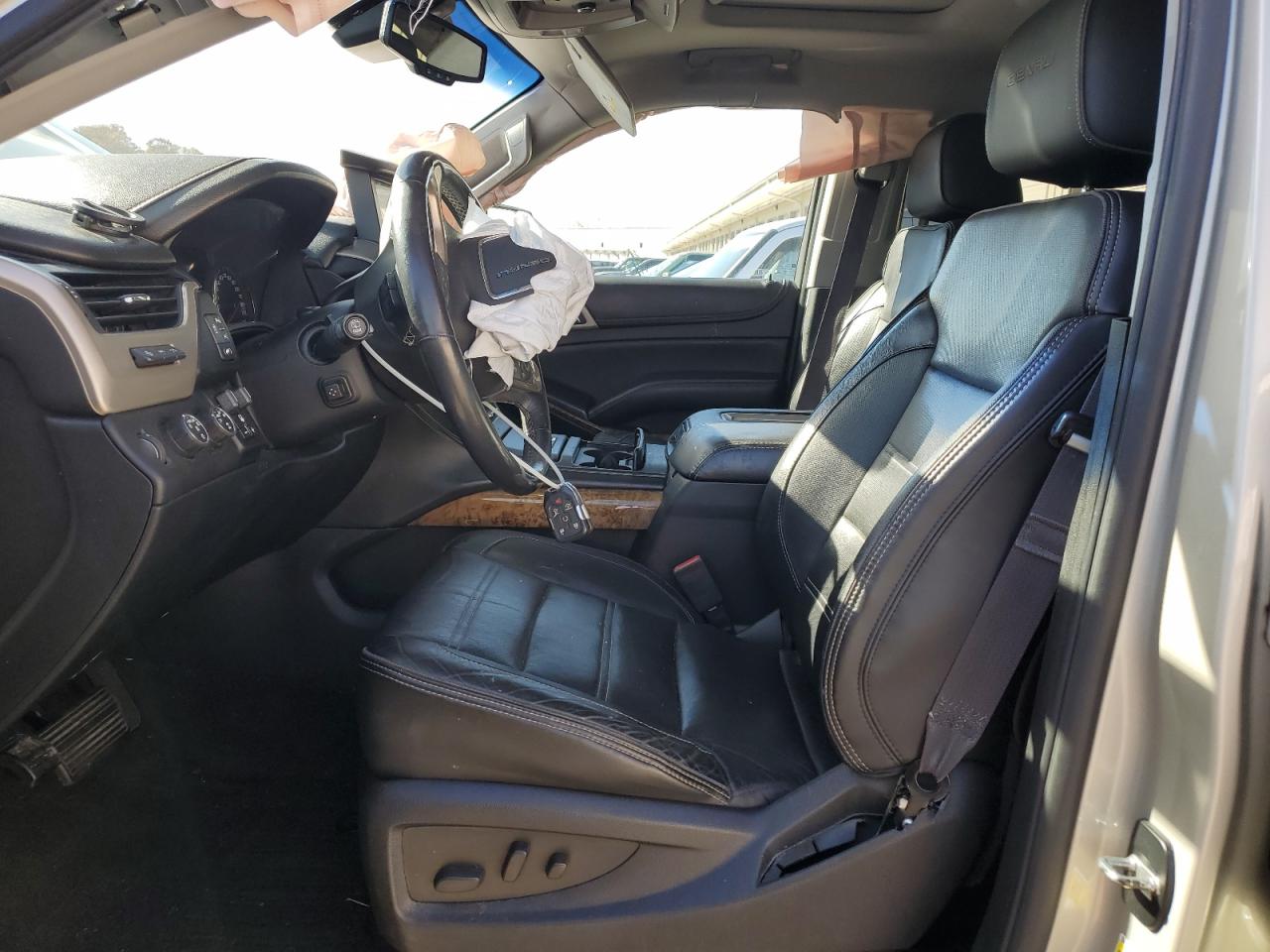 2016 GMC Yukon Xl Denali VIN: 1GKS2HKJ8GR153856 Lot: 92424545