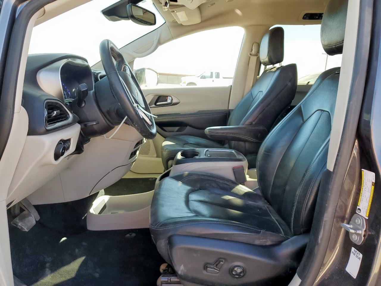 2022 Chrysler Pacifica Touring L VIN: 2C4RC1BG0NR116942 Lot: 92229835