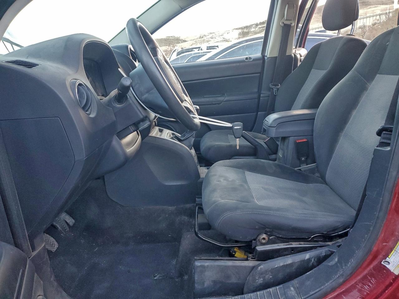 2015 Jeep Compass Sport VIN: 1C4NJDBB4FD152146 Lot: 94186345