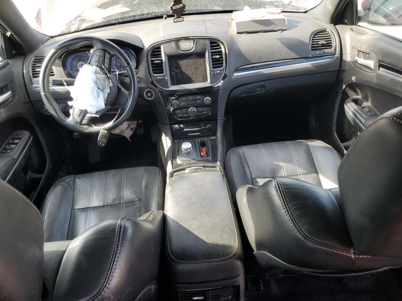 2018 Chrysler 300 S VIN: 2C3CCABG1JH222861 Lot: 92124555