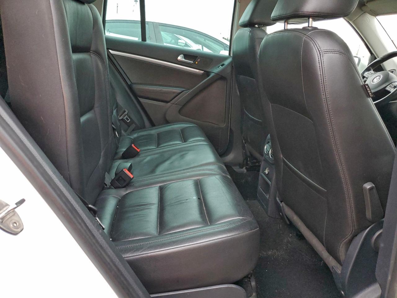 2014 Volkswagen Tiguan S VIN: WVGJV3AX4EW587872 Lot: 93647275