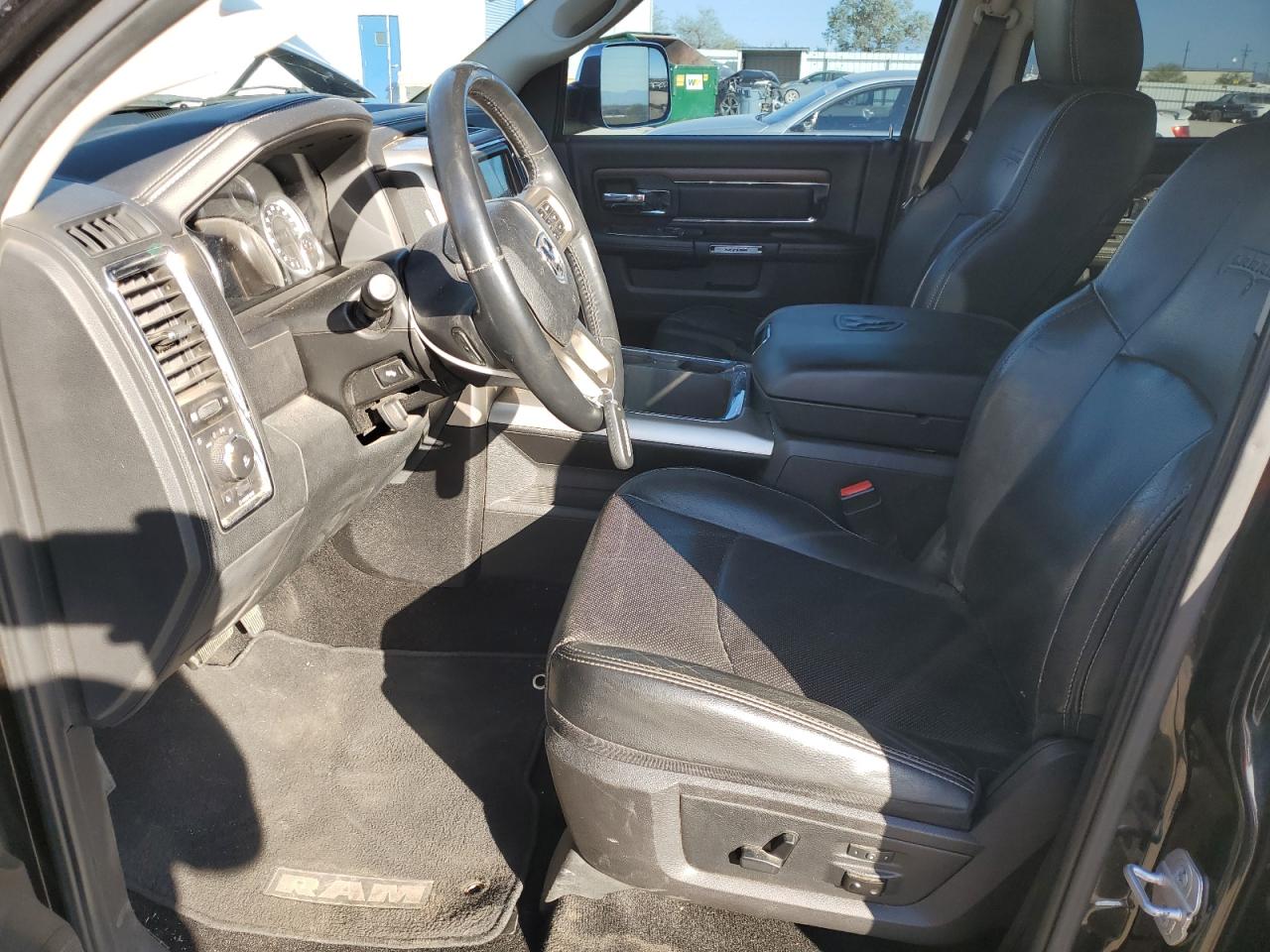 2015 Ram 1500 Laramie VIN: 1C6RR7NT7FS760133 Lot: 92708525