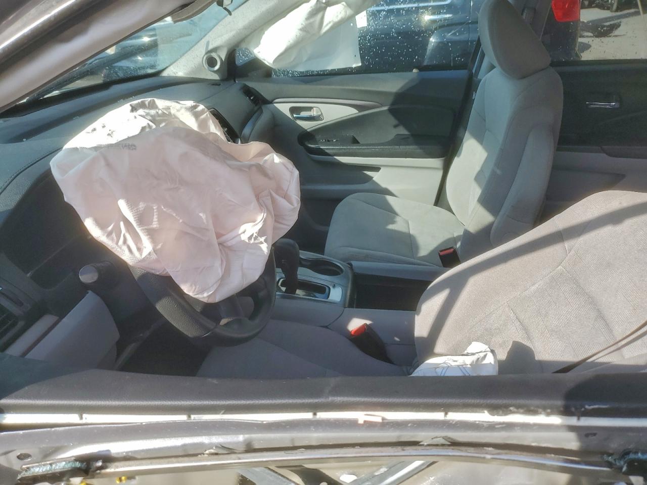 2020 Honda Pilot Lx VIN: 5FNYF5H13LB005467 Lot: 94043415