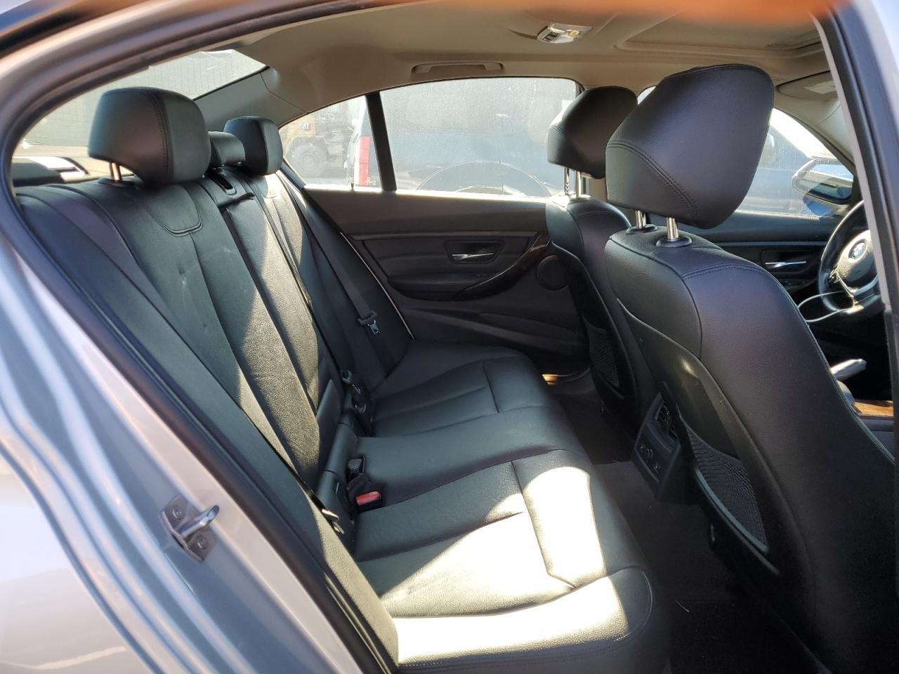 2015 BMW 328 Xi VIN: WBA3B3C58FJ984854 Lot: 93894215