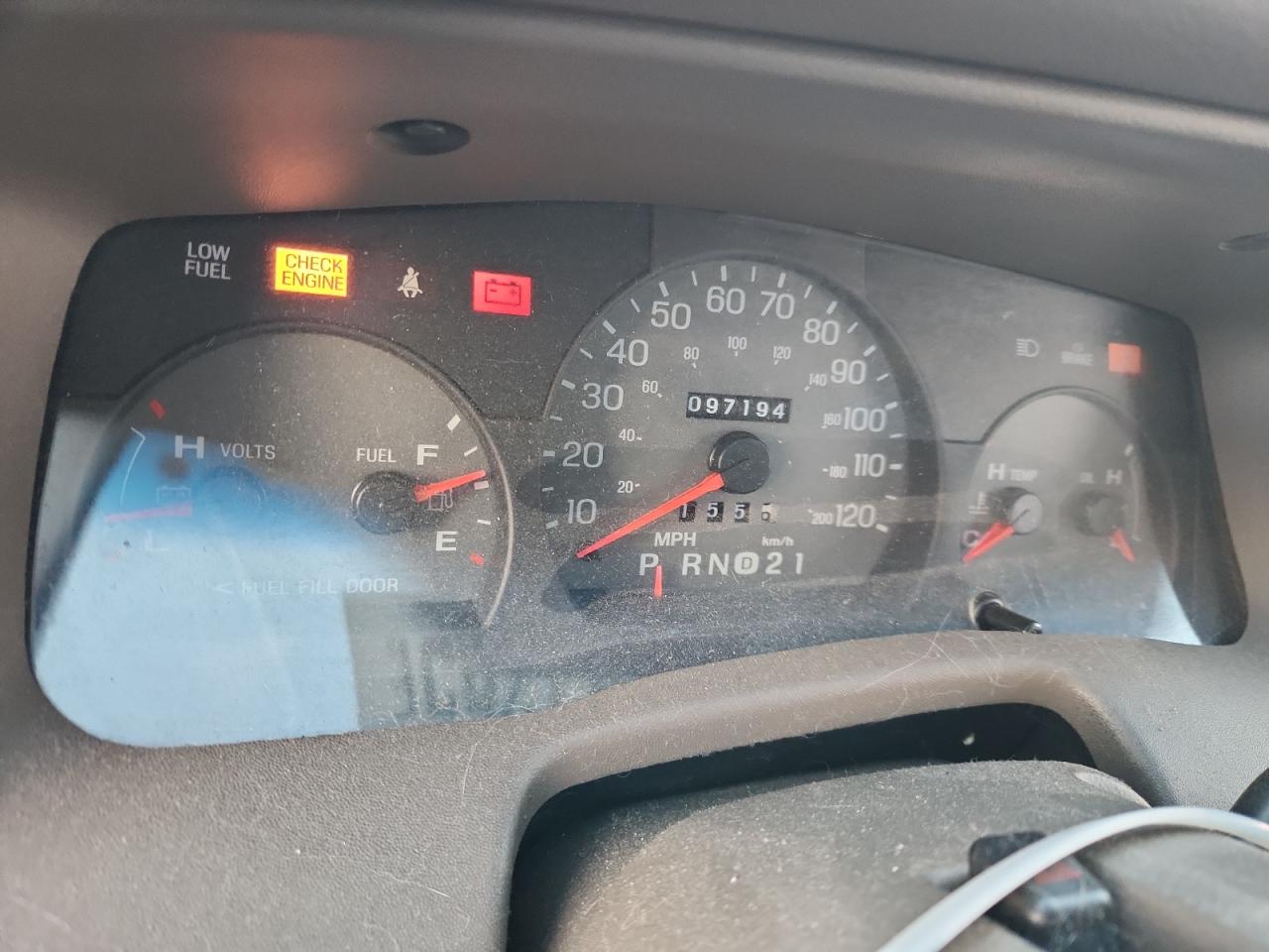 2000 Mercury Grand Marquis Gs VIN: 2MEFM74W7YX659145 Lot: 92451265