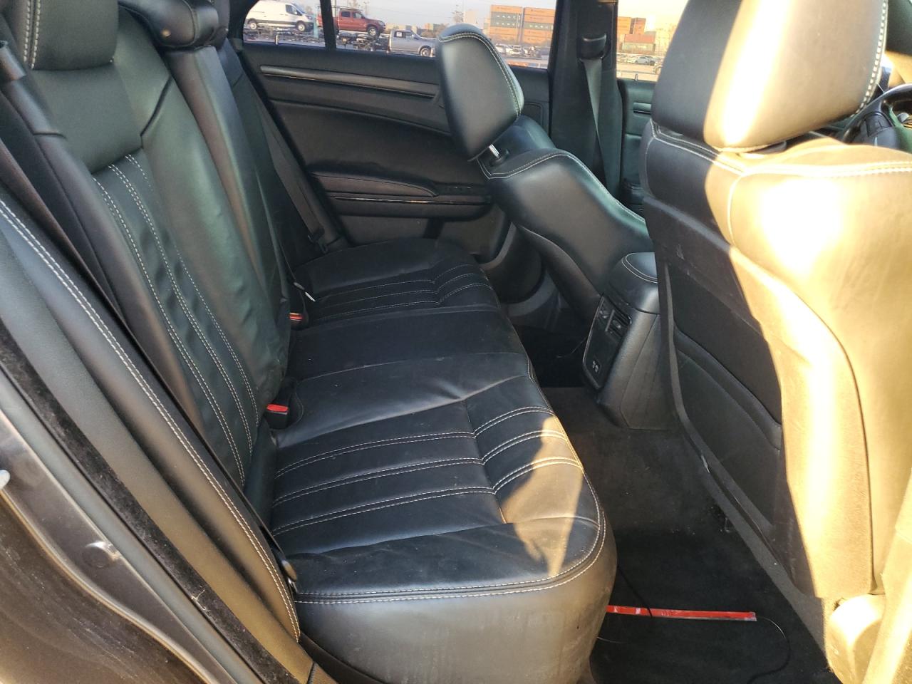 2015 Chrysler 300 S VIN: 2C3CCAGG2FH763739 Lot: 90752015