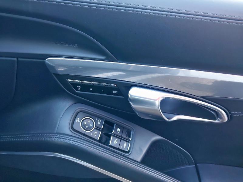 2012 PORSCHE 911 2DR PDK