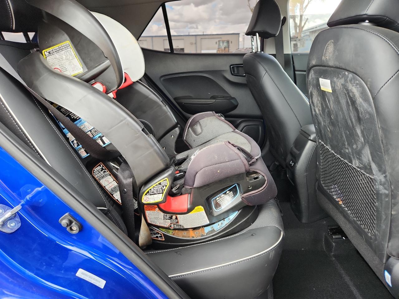 2025 Hyundai Venue Sel VIN: KMHRC8A33SU386880 Lot: 92077475