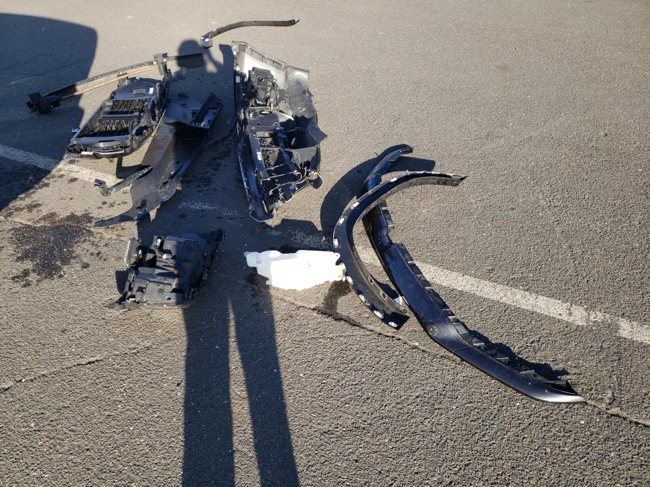 2020 Ram 1500 Laramie VIN: 1C6SRFJT2LN175519 Lot: 90759205