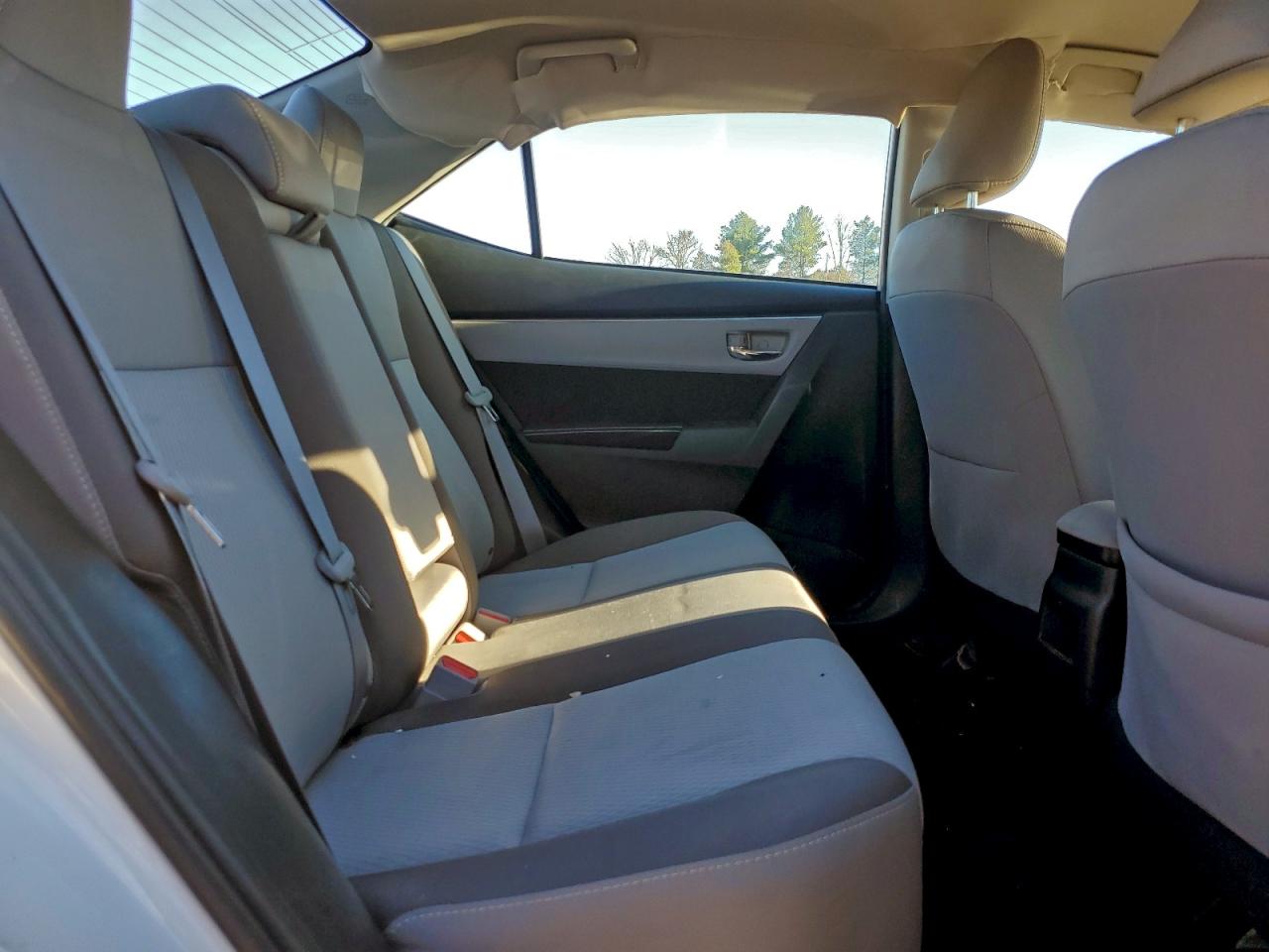 2018 Toyota Corolla L VIN: 2T1BURHEXJC082389 Lot: 93802425