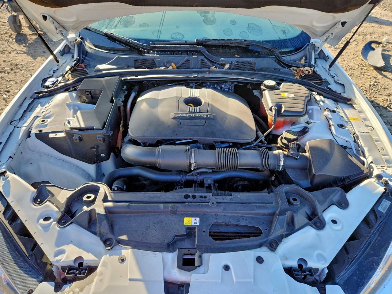 2015 Jaguar Xf 2.0T Premium VIN: SAJWA0FS2FPU68670 Lot: 94230855