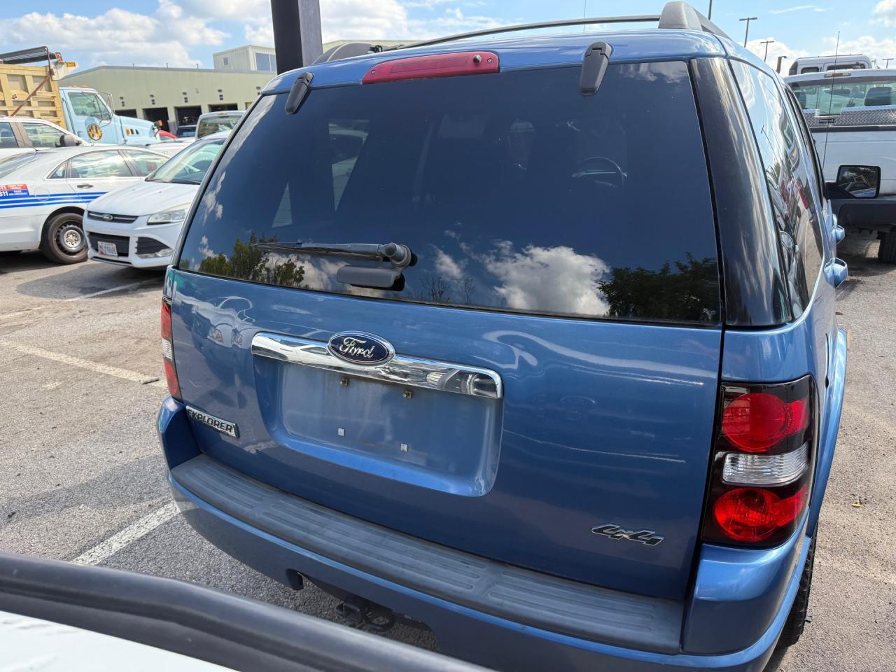 2009 Ford Explorer Xlt VIN: 1FMEU73E19UA39353 Lot: 85072445