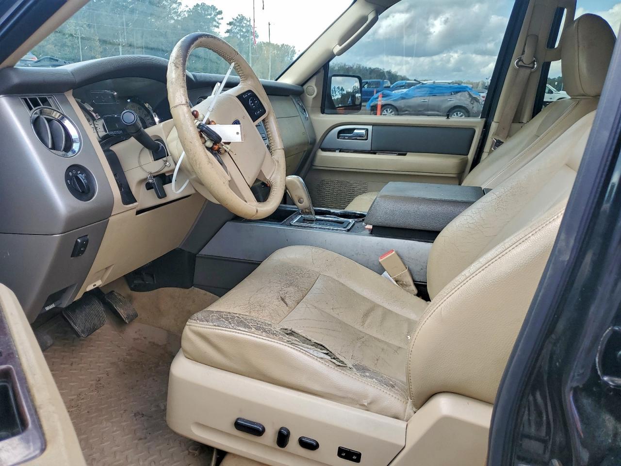 2011 Ford Expedition Xlt VIN: 1FMJU1H57BEF20048 Lot: 93350225