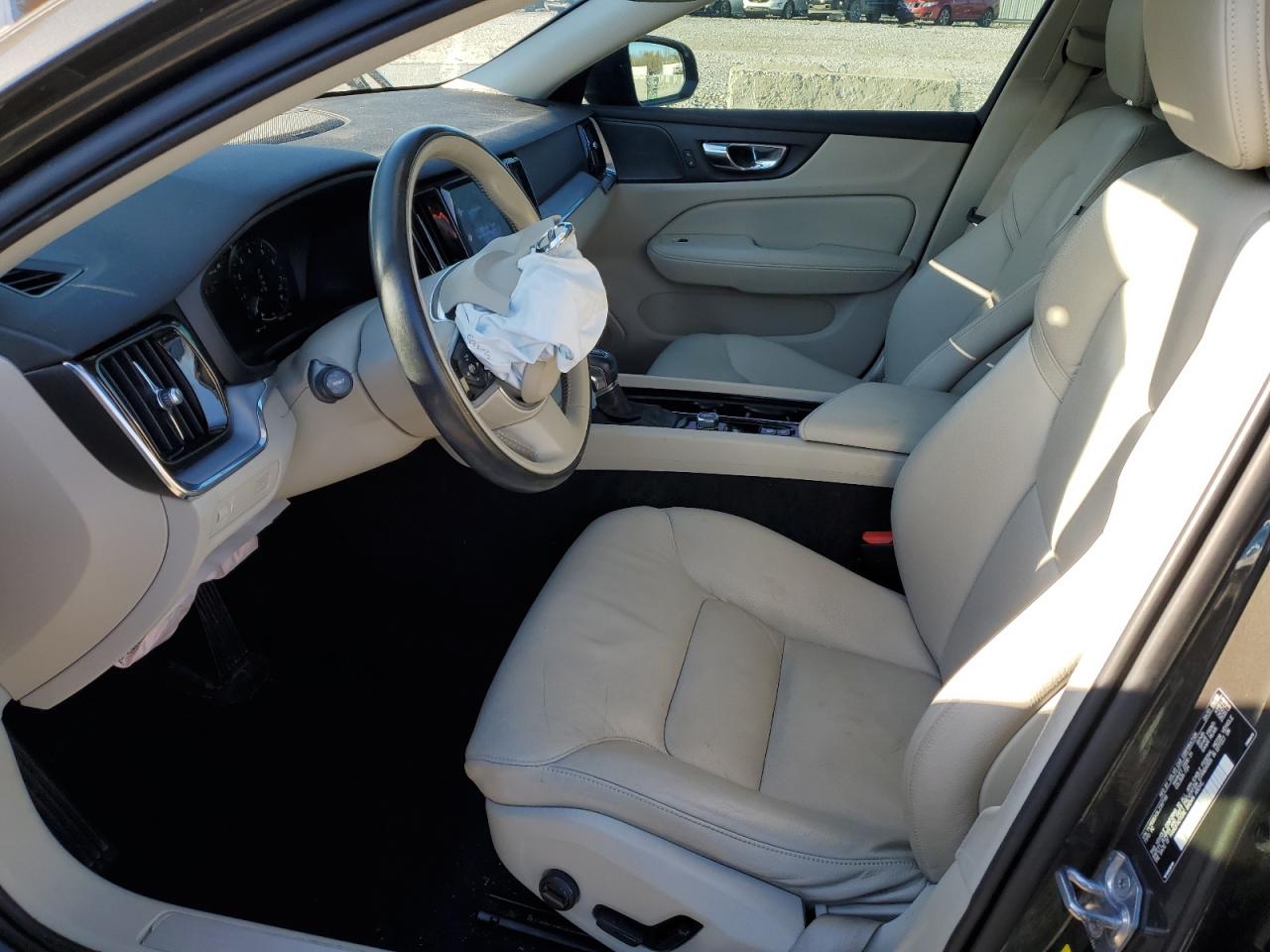 2020 Volvo V60 T5 Momentum VIN: YV1102EK5L2397119 Lot: 92416995