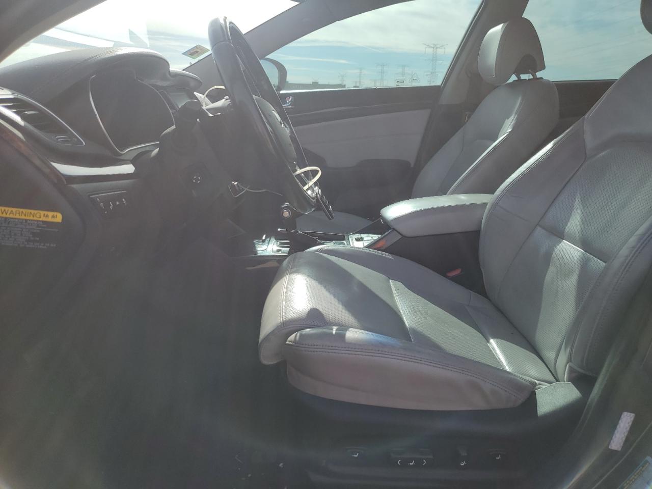 2014 Kia Cadenza Premium VIN: KNALN4D76E5149193 Lot: 91406885