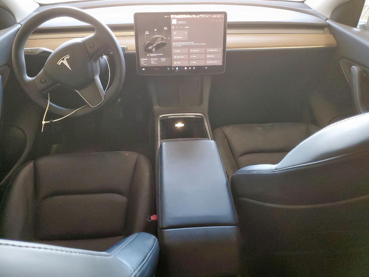 2022 Tesla Model Y VIN: 7SAYGDEE1NF463240 Lot: 92028805