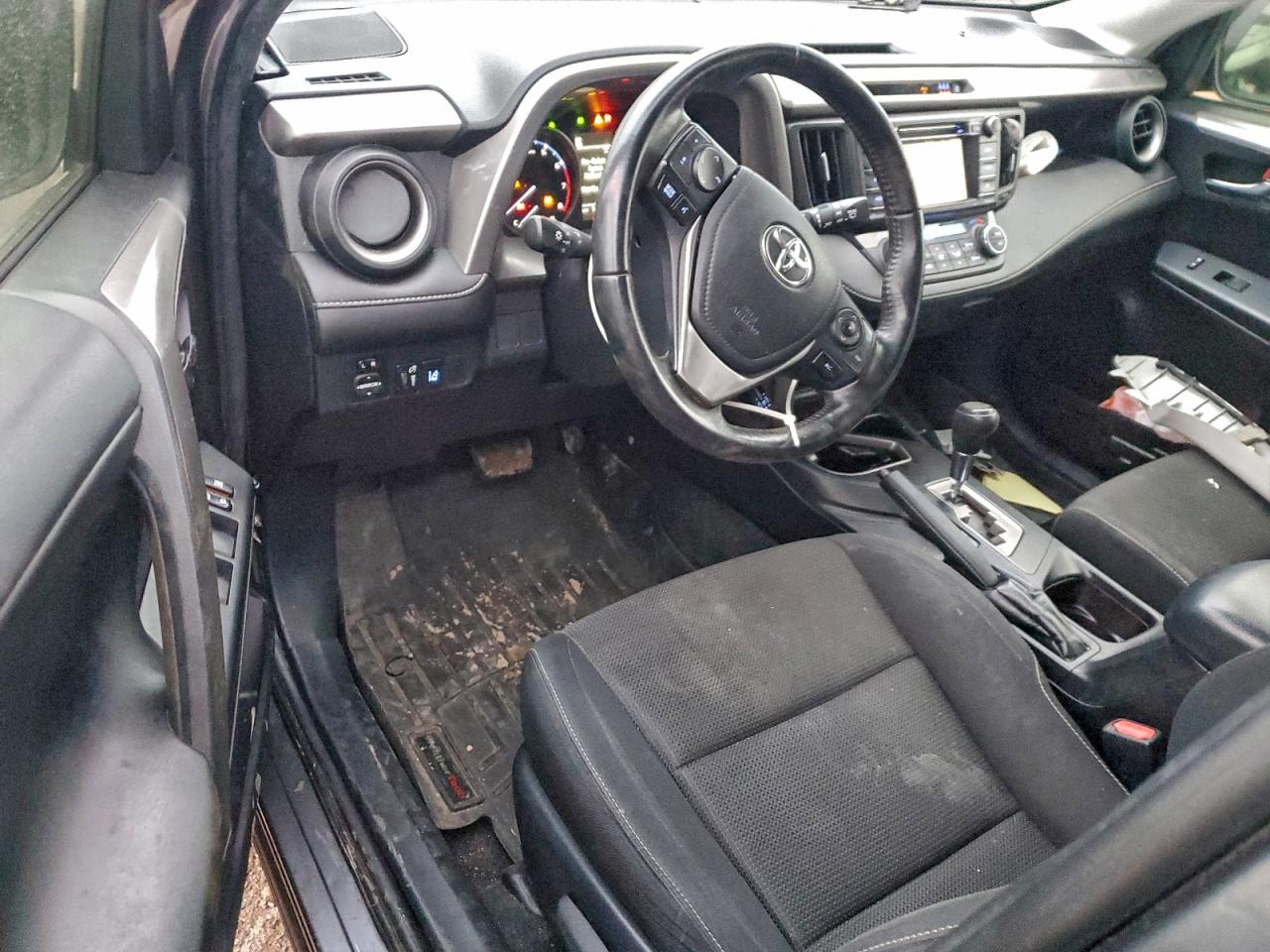 2017 Toyota Rav4 Xle VIN: JTMWFREV9HD099794 Lot: 93571695