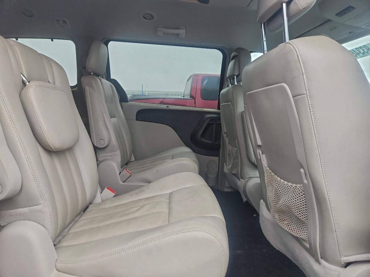 2013 Chrysler Town & Country Touring L VIN: 2C4RC1CG4DR589613 Lot: 93346975