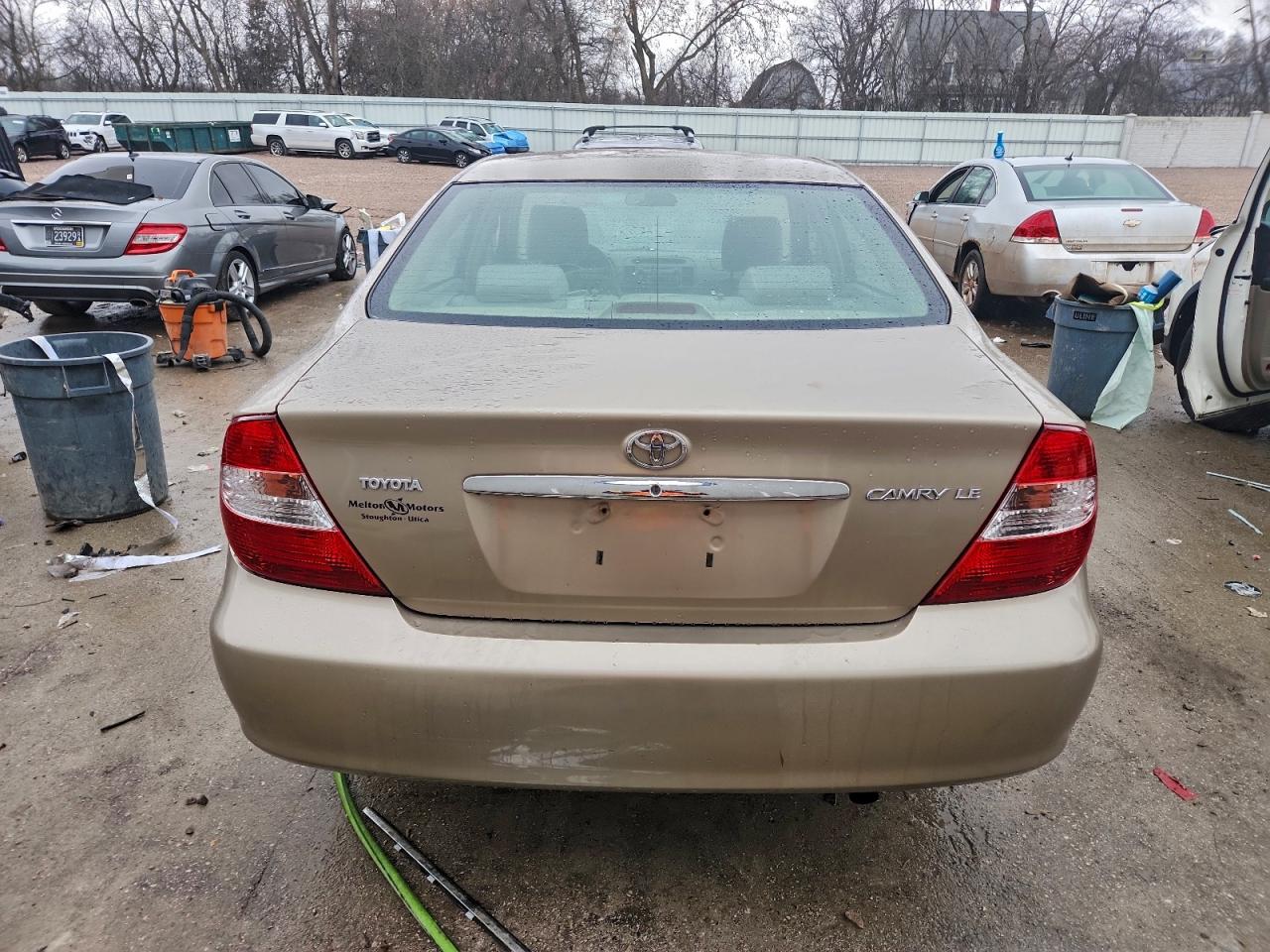 2003 Toyota Camry Le VIN: 4T1BE30K23U233982 Lot: 92951375