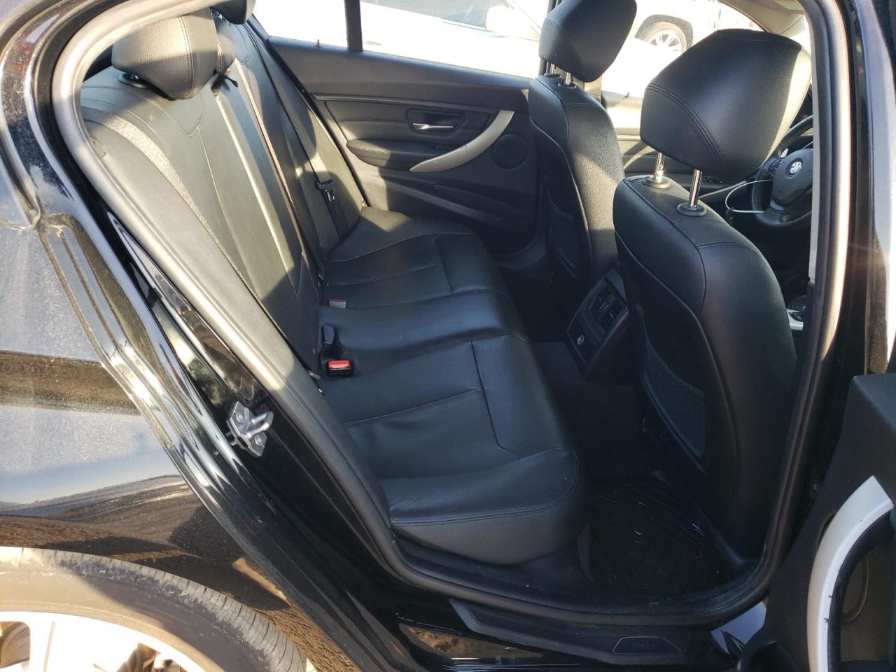 2015 BMW 320 I VIN: WBA3B1C55FK137630 Lot: 93093605