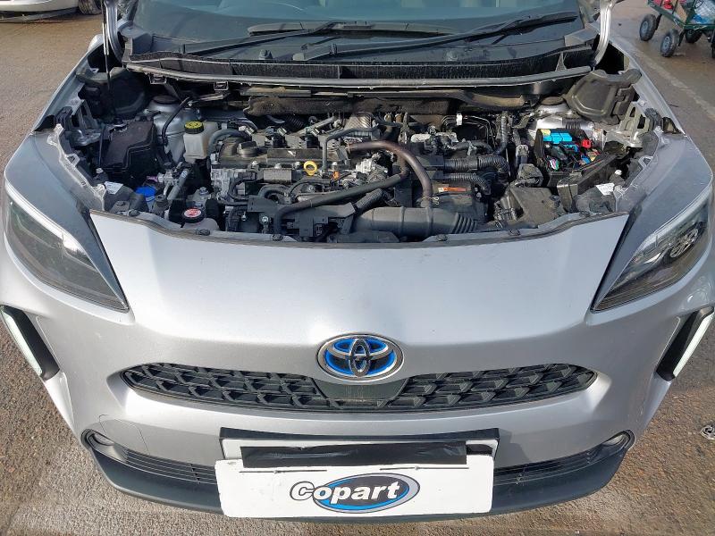 2022 TOYOTA YARIS CROSS 1.5 HYBRID DESIGN 5DR CVT