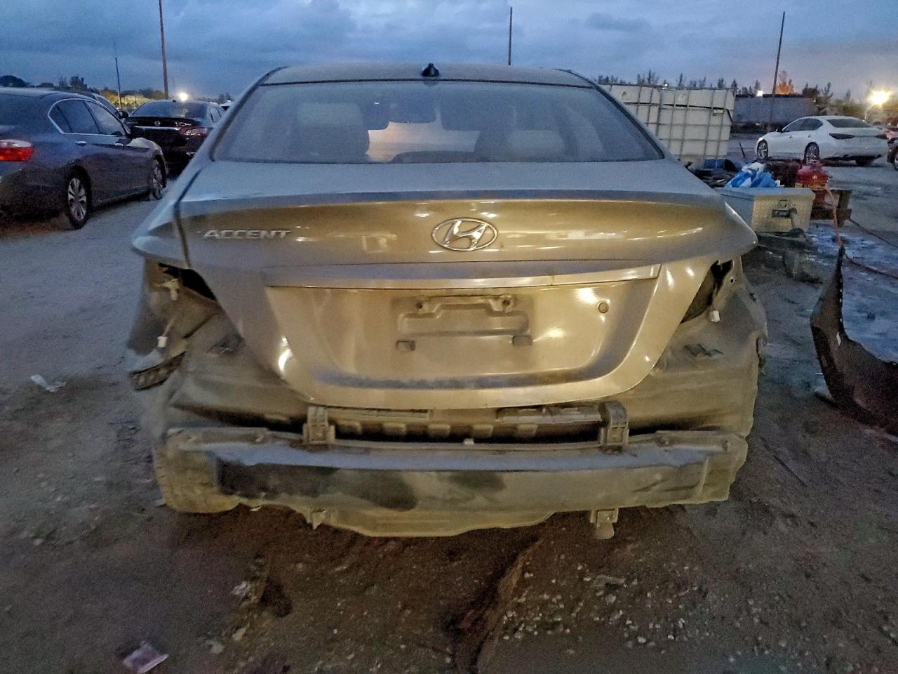 2013 Hyundai Accent Gls VIN: KMHCU4AE4DU423161 Lot: 94177725