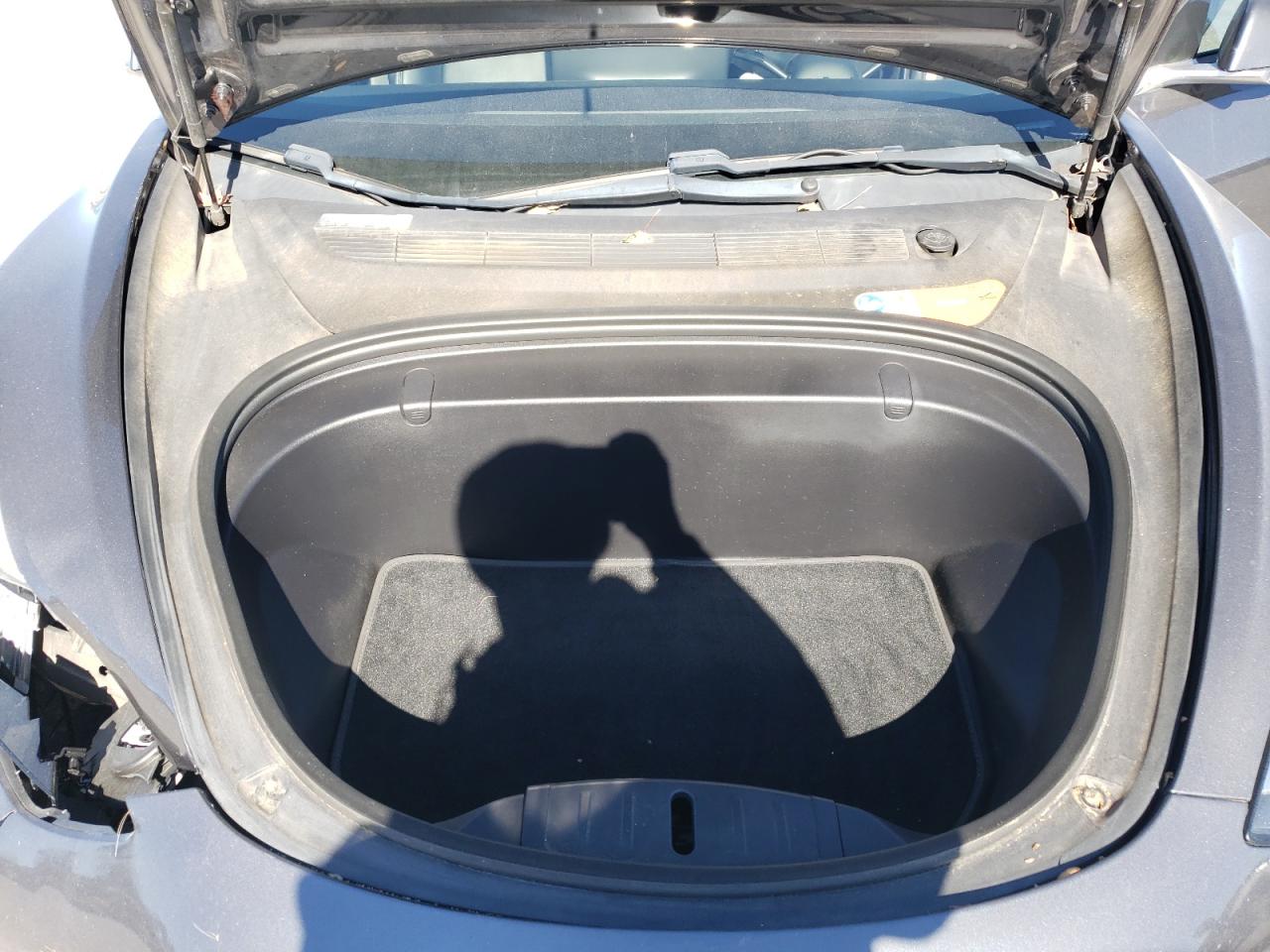 2018 Tesla Model 3 VIN: 5YJ3E1EA8JF012678 Lot: 92855195