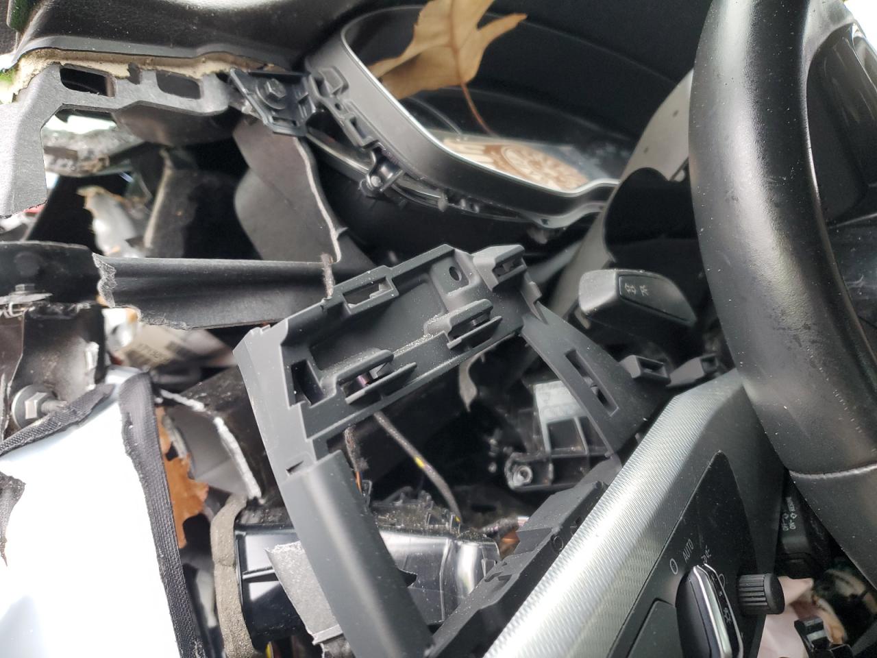 2017 Audi A4 Premium VIN: WAUANAF44HA149469 Lot: 92276795