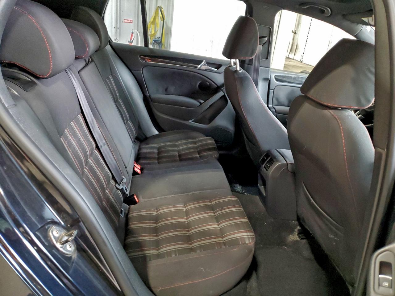 2011 Volkswagen Gti VIN: WVWGD7AJ4BW341775 Lot: 92841215