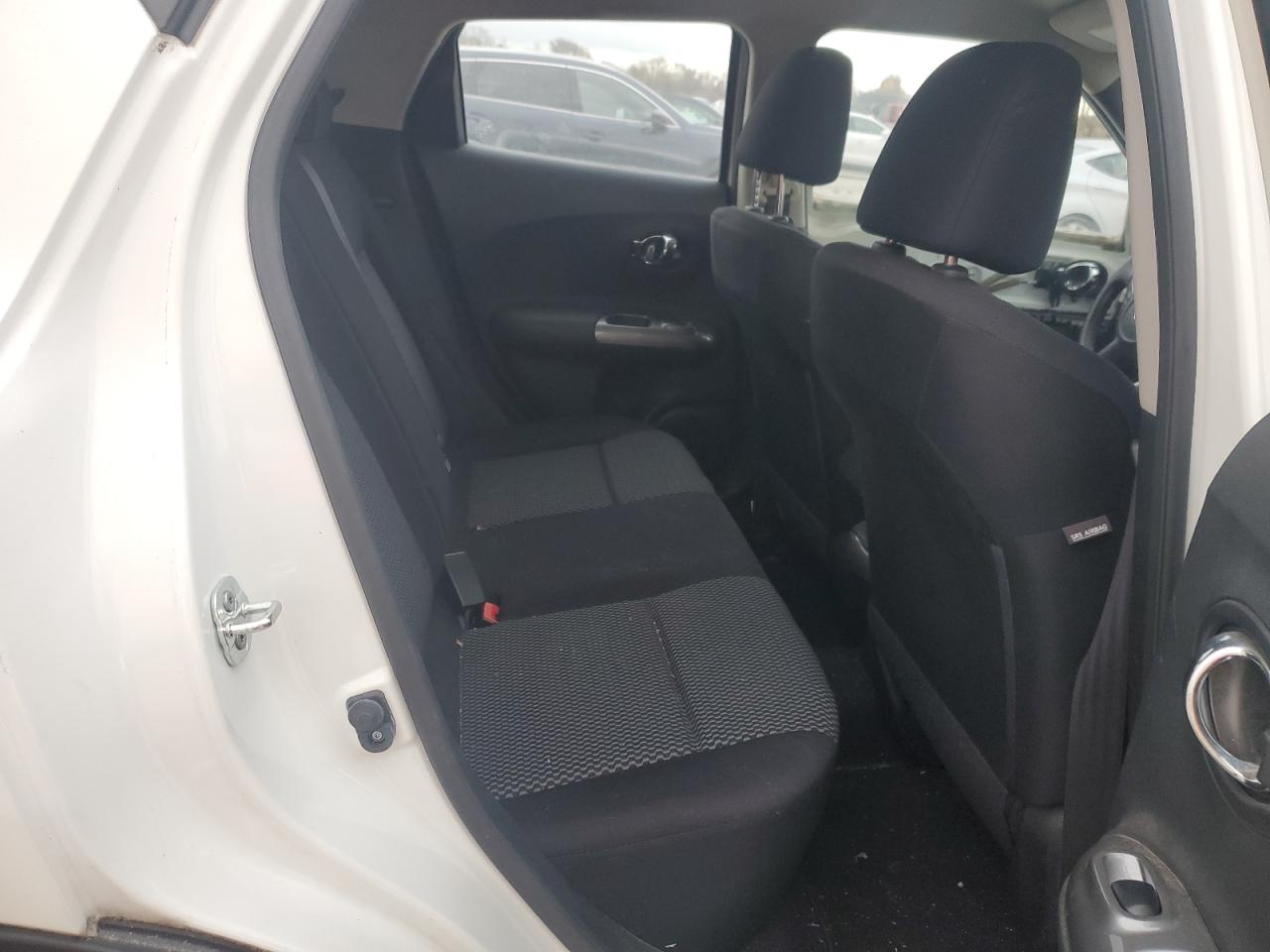 2015 Nissan Juke S VIN: JN8AF5MR7FT509474 Lot: 92669585