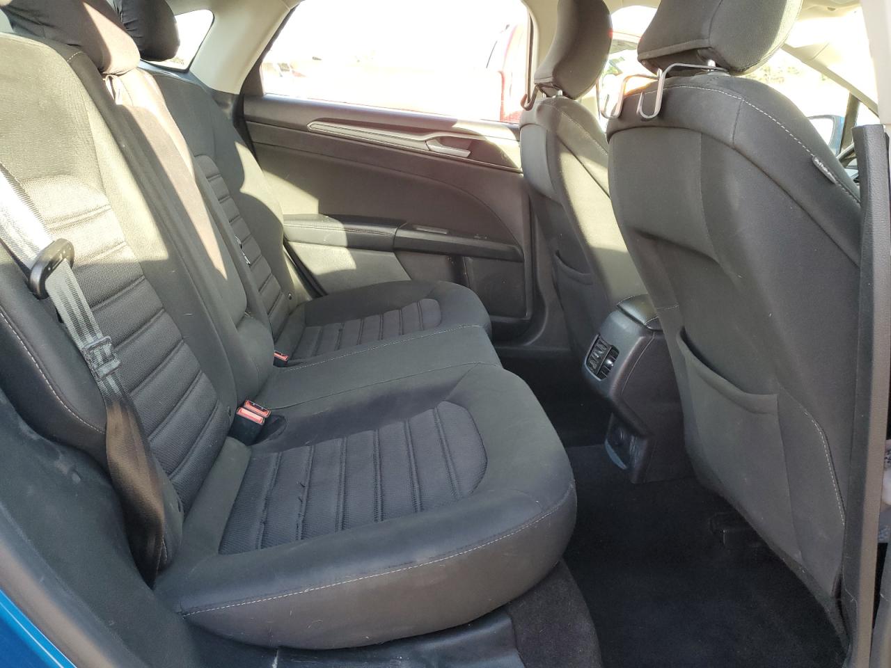 2019 Ford Fusion Se VIN: 3FA6P0HD7KR243410 Lot: 92848545