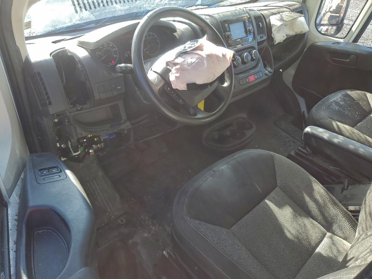 2019 Ram Promaster 1500 Utility / Service Van VIN: 3C6TRVBG1KE518517 Lot: 93734345