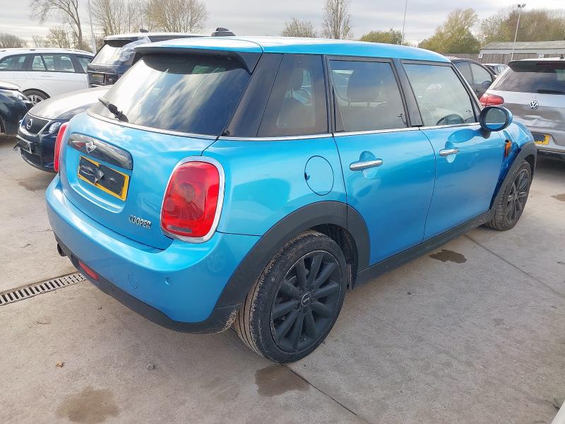 2015 MINI HATCHBACK 1.5 COOPER 5DR AUTO