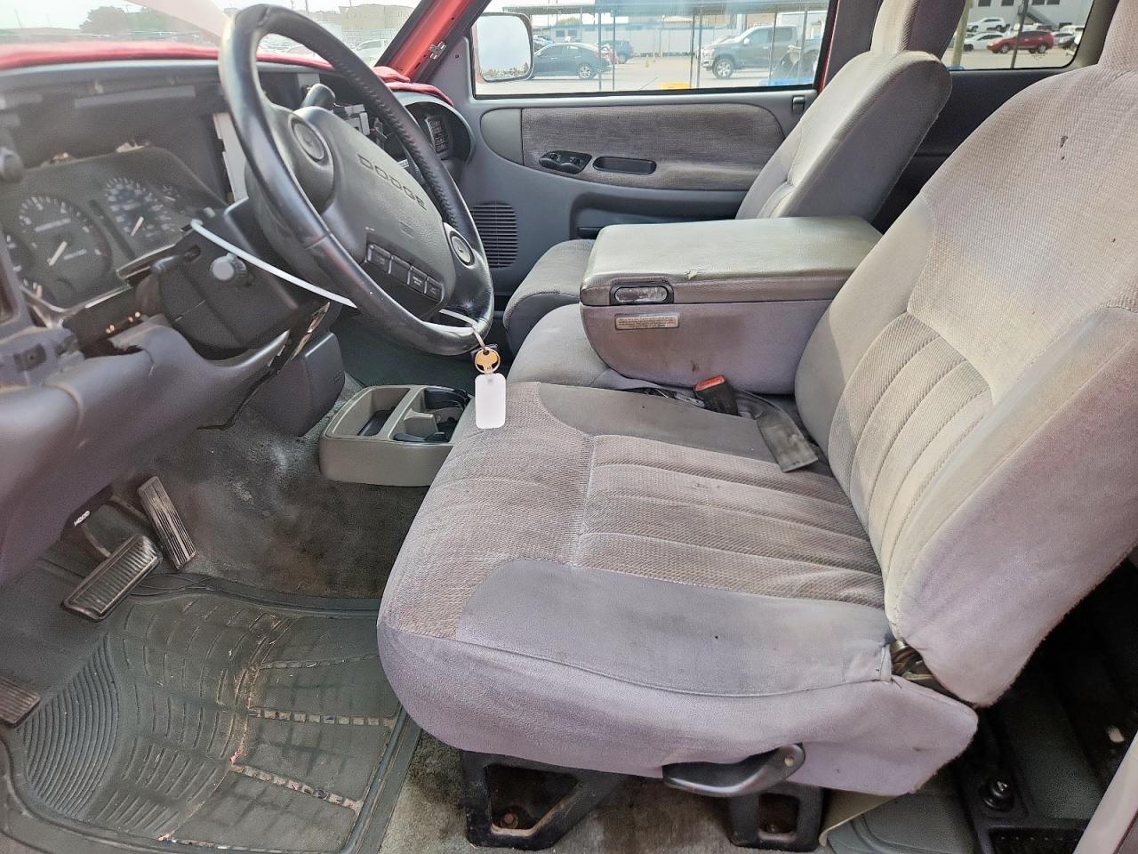 1997 Dodge Ram 1500 VIN: 1B7HC13ZXVJ500520 Lot: 93866075