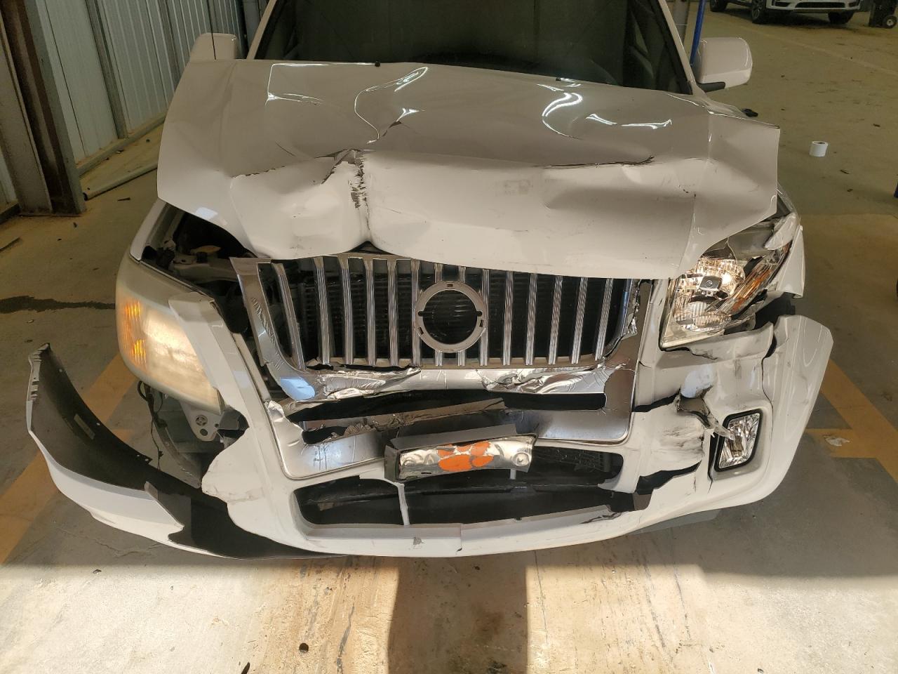 2008 Mercury Mariner Premier VIN: 4M2CU97158KJ46196 Lot: 93373415