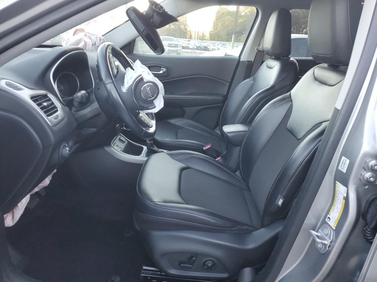 2019 Jeep Compass Latitude VIN: 3C4NJCBB3KT851587 Lot: 92249835