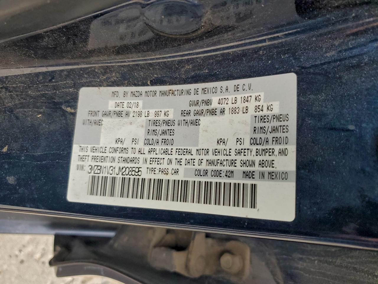 2018 Mazda 3 Touring VIN: 3MZBN1V31JM208595 Lot: 94361095