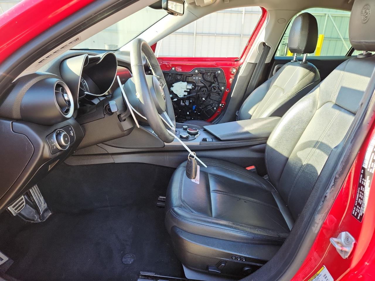 2017 Alfa Romeo Giulia Q4 VIN: ZARFAEDN5H7533819 Lot: 85417615